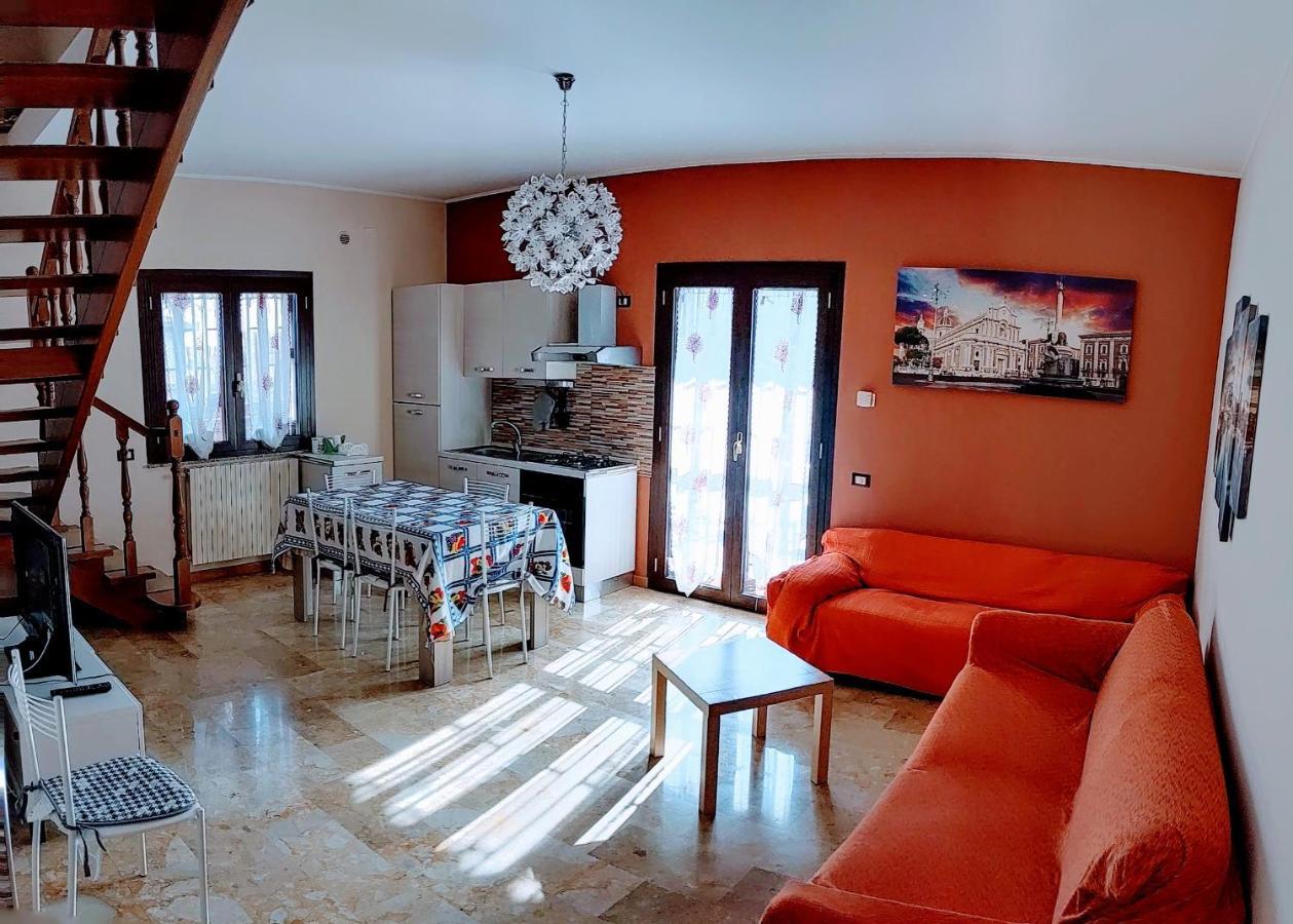 Casa Vacanze Volpe Dell'Etna Nicolosi Kültér fotó
